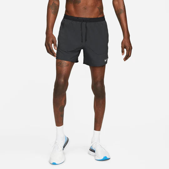 Nike Stride 5" Men's Short