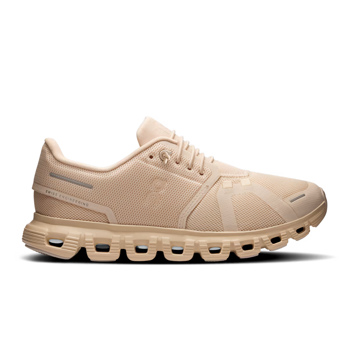 On Women's Cloud 6