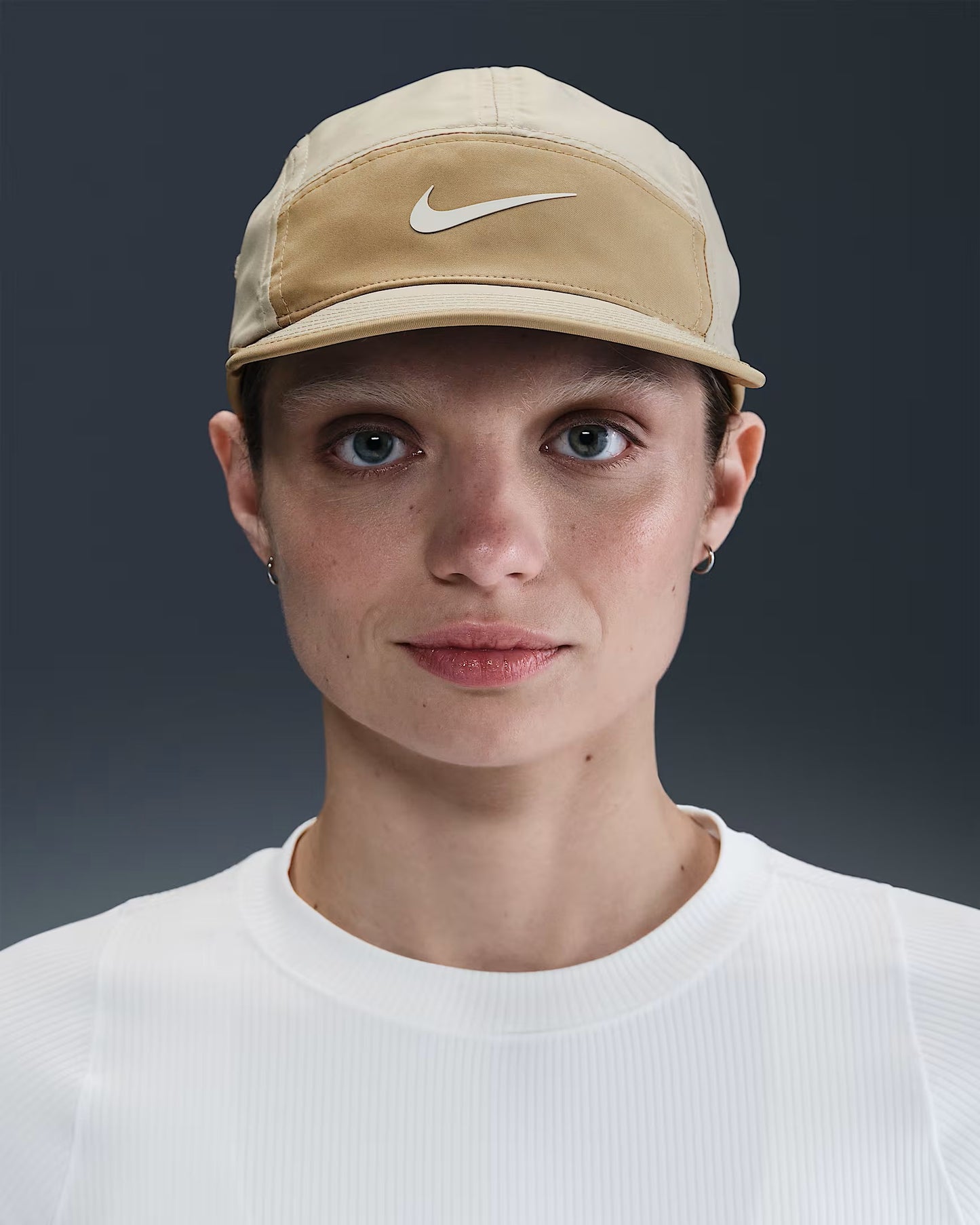 Nike Dri-FIT Fly Unstructured Swoosh Cap