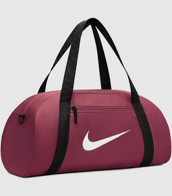 Nike Training Duffel Bal (24:)